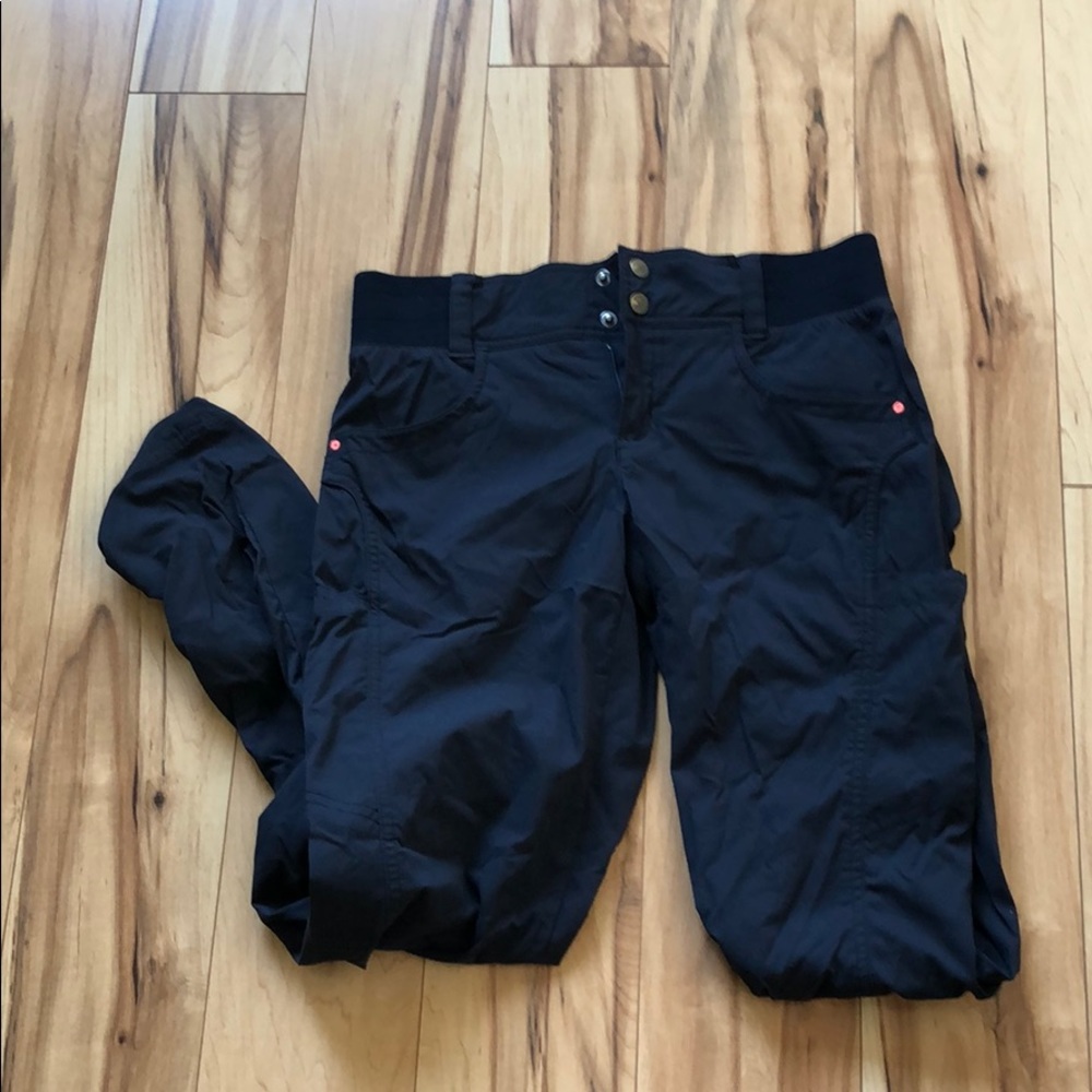 Title 9 navy pants. Super comfy hiking pants.